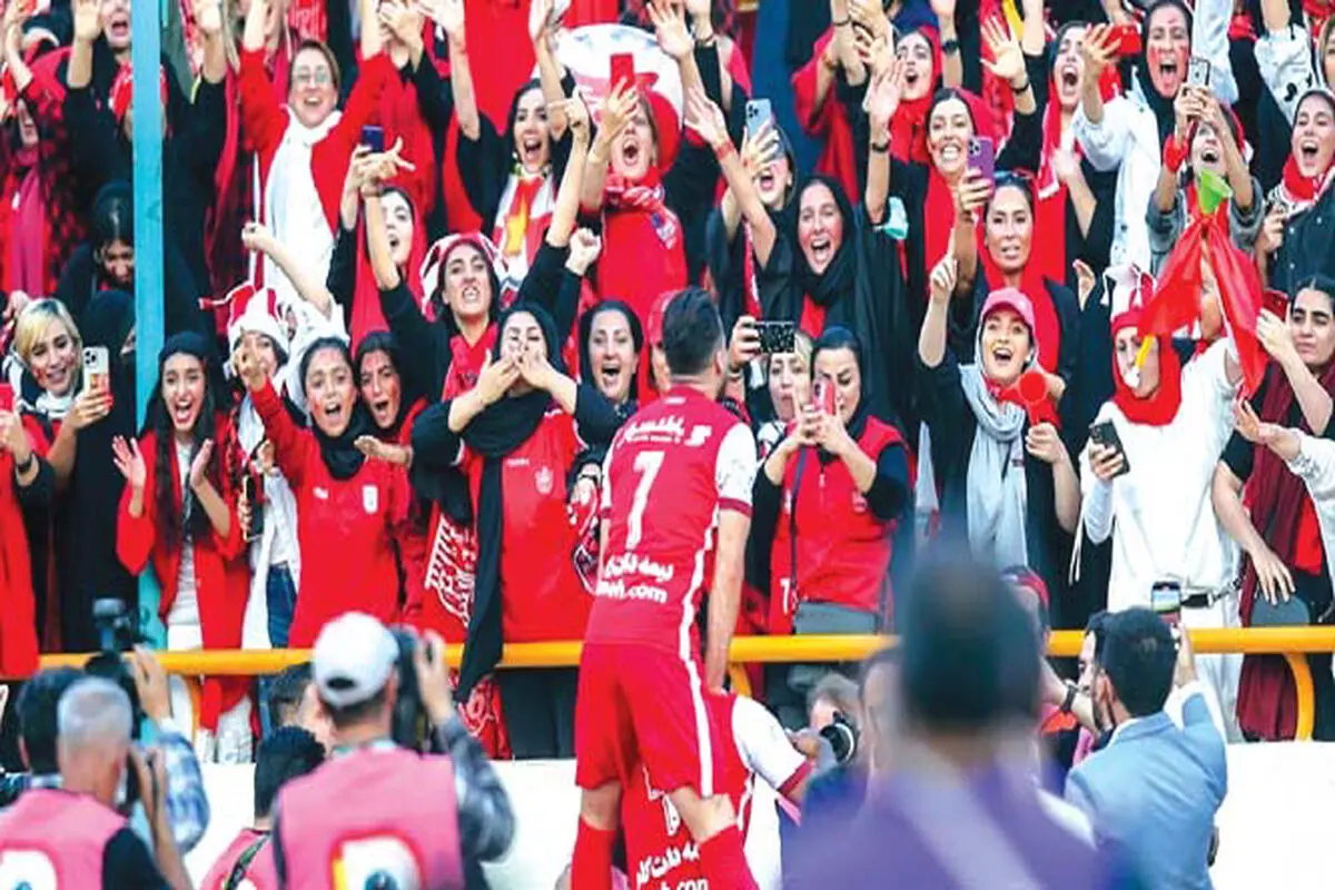 درخشش پرسپولیس در حضور زنان تماشاگر؛ «آزادی» به زنان خندید
