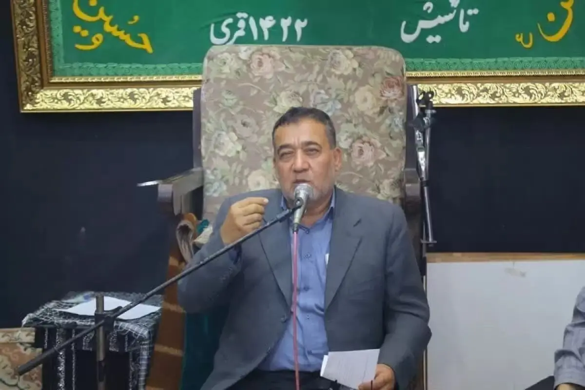 ماجرای سخنرانی جنجالی و حمله مداح قمی به علی پروین و حسن روشن چیست؟/ فیلم
