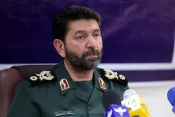 همان‌گونه که در معابر و اماکن عمومی بر رعایت حجاب تأکید داریم، باید در ادارات هم اقدامات لازم انجام شود