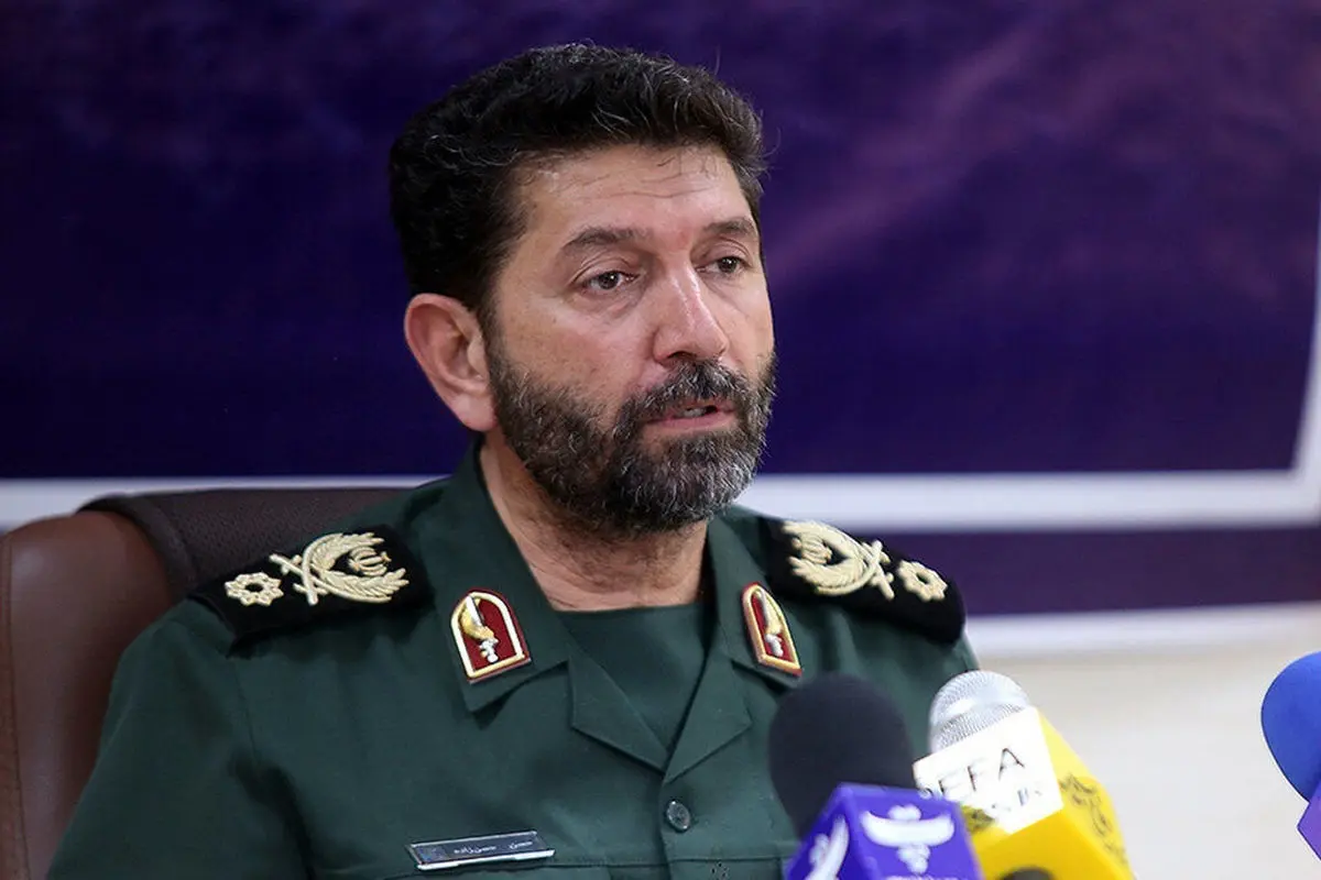 همان‌گونه که در معابر و اماکن عمومی بر رعایت حجاب تأکید داریم، باید در ادارات هم اقدامات لازم انجام شود