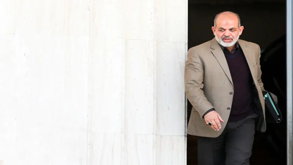 وزیر کشور توییت حماسه انتخابات را پاک کرد
