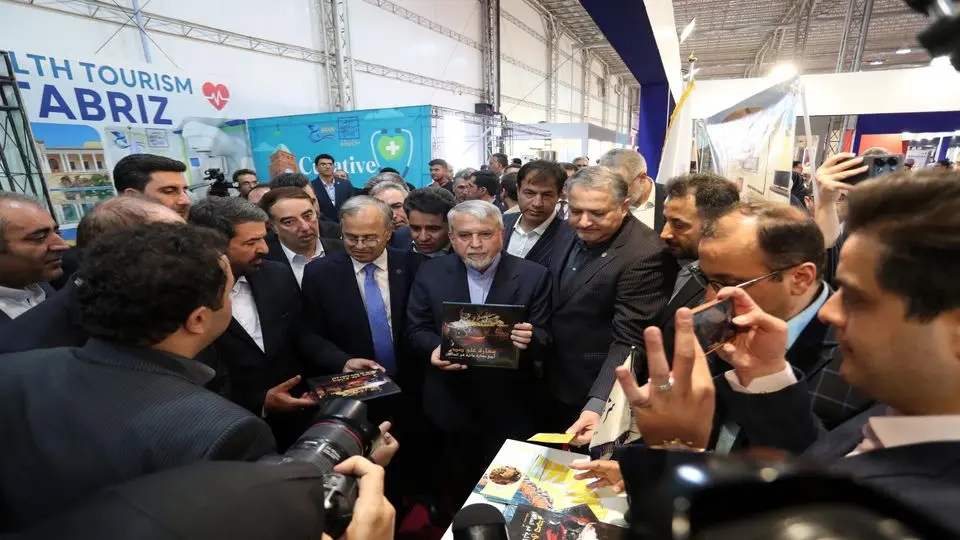 افتتاح نمایشگاه گردشگری سلامت با حضور وزیر میراث فرهنگی در همدان