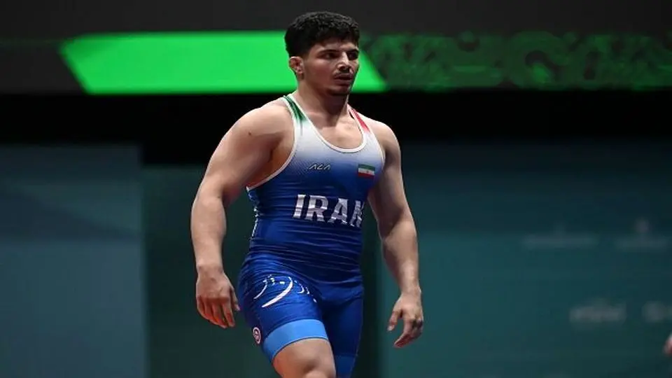 امیر عبدی در کشتی فرنگی به مدال نقره رسید