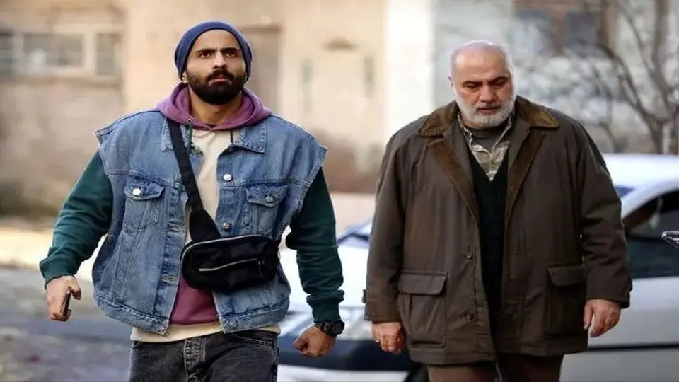 آزادی ۱۰ زندانی توسط فرهاد قائمیان
