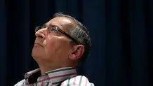 «صادق زیبا‌کلام» زندانی شد