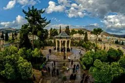 تحویل سال بر مزار حافظ + تصاویر 