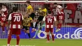 گل دوم المپیاکوس به آاک آتن +ویدئو