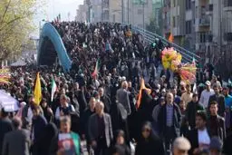 چند توصیه به والدین درباره نگهداری از کودکان در مراسم تشییع رهبر شهید