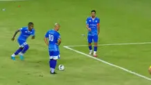 گل اول استقلال خوزستان توسط تیوی بیفوما در دقیقه 42