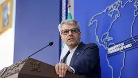 دیپلماسی، زمین تندروها نیست