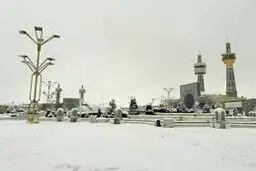 آخرین وضعیت بارندگی در مشهد امروز جمعه ۲۸ آذرماه/ بارش برف در مشهد آغاز شد