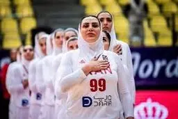 سلام نظامی بسکتبال زنان پیش از اولین مسابقه + ویدئو