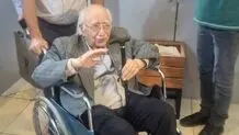 فتح‌الله مجتبایی به نمایشگاه کتاب آمد
