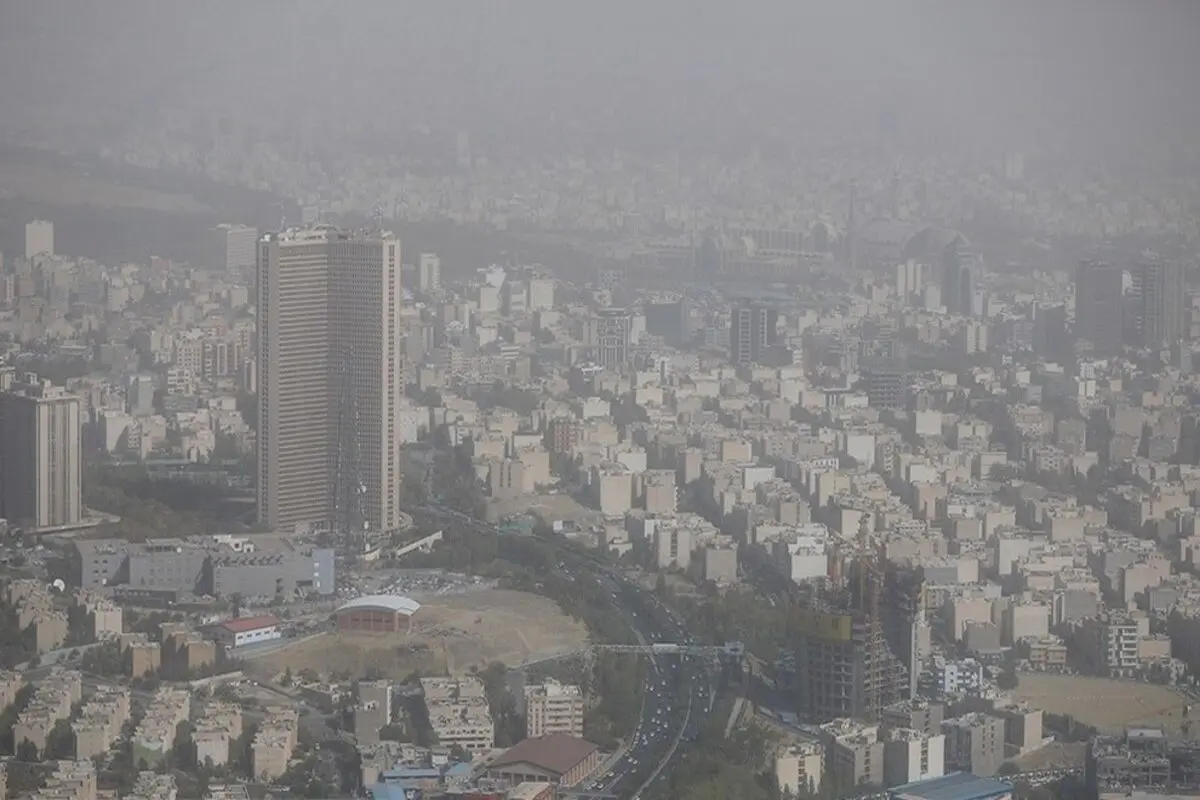 گردوخاک به تهران می‌آید
