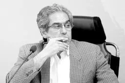 روابط جوانان و نوجوانان گرفتار ناهنجاری‌های بسیاری شده است