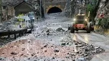 هشدار سقوط سنگ در جاده های کوهستانی مازندران/ ممنوعیت توقف خودرو در حاشیه راه‌ها