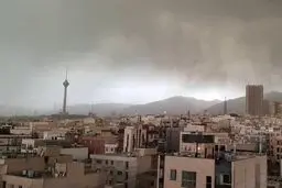 آسمان تهران تیره شد