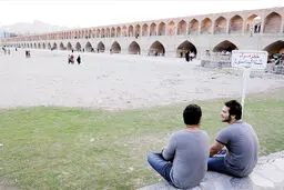 هشدار کارشناسان:  زاینده‌رود در آستانه فروپاشی اکولوژیک است
