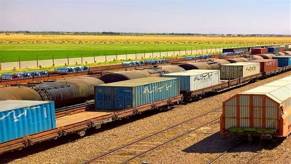 سرمایهگذاری ۵۰۰۰ میلیاردی در بندر خشک آپرین