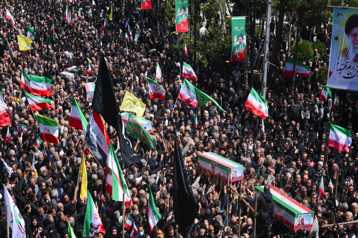 ۳۰ هزار مترمربع مه پاش برای تشییع کنندگان پیکر رهبر شهید نصب شد/ اتاقهای سرد برپا شد 