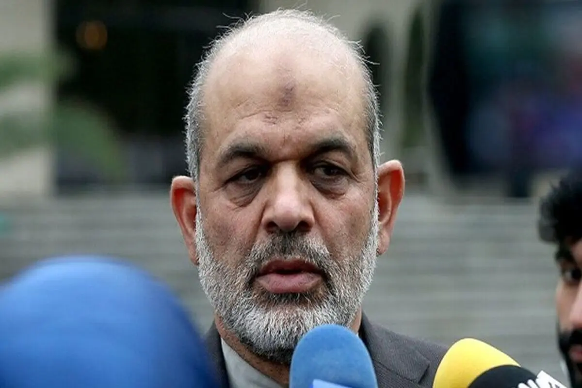 وزیر کشور: تذکر کنترل مرزها به پاکستان داده شده و می‌شود