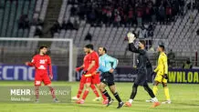 خداداد عزیزی قربانی تراکتور شد