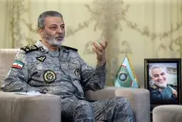  القائد العام للجیش الایراني: سنقف بقوة ضد أي تهدید وسنوجه الرد اللازم 