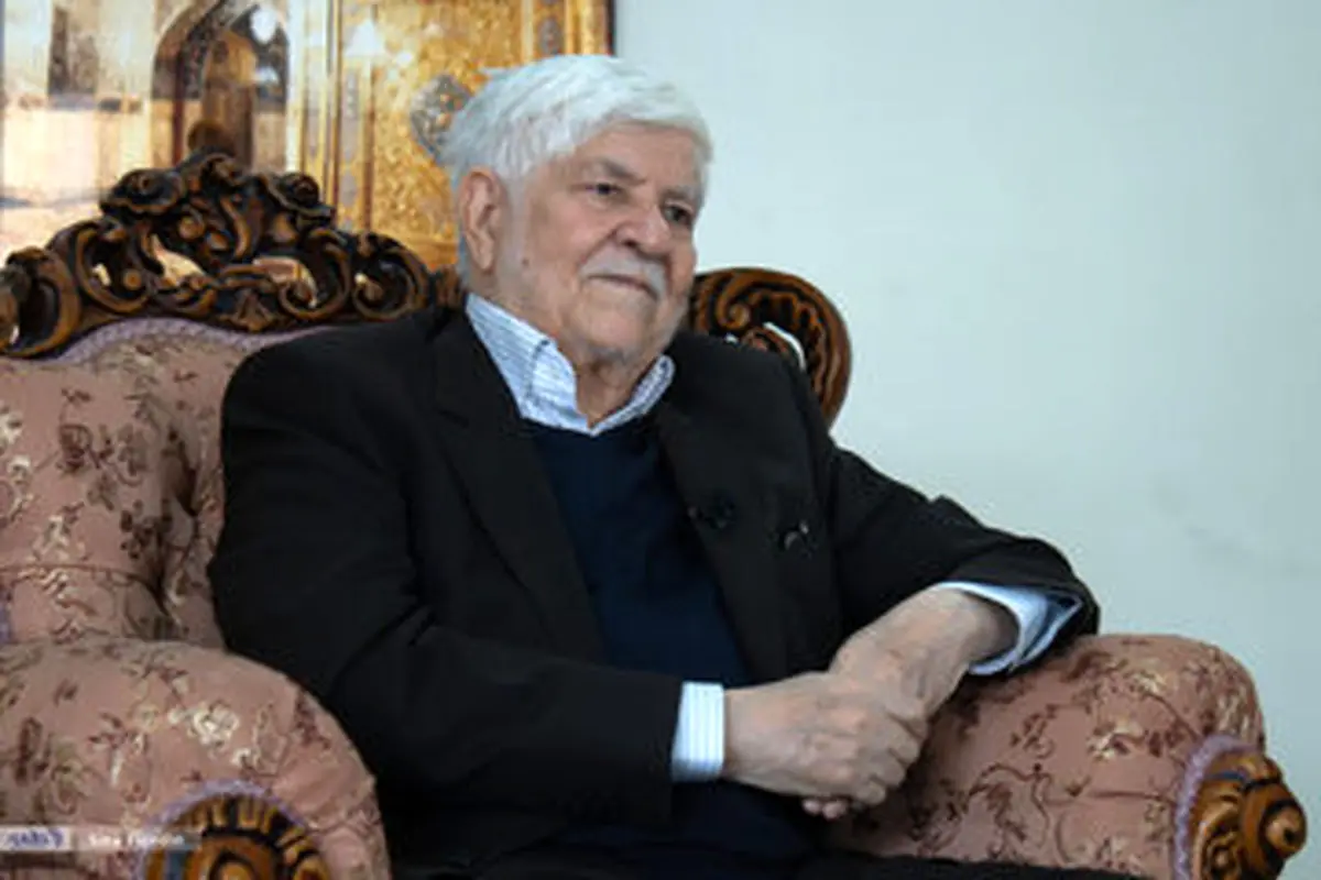 ما با کسی جنگ نداریم 