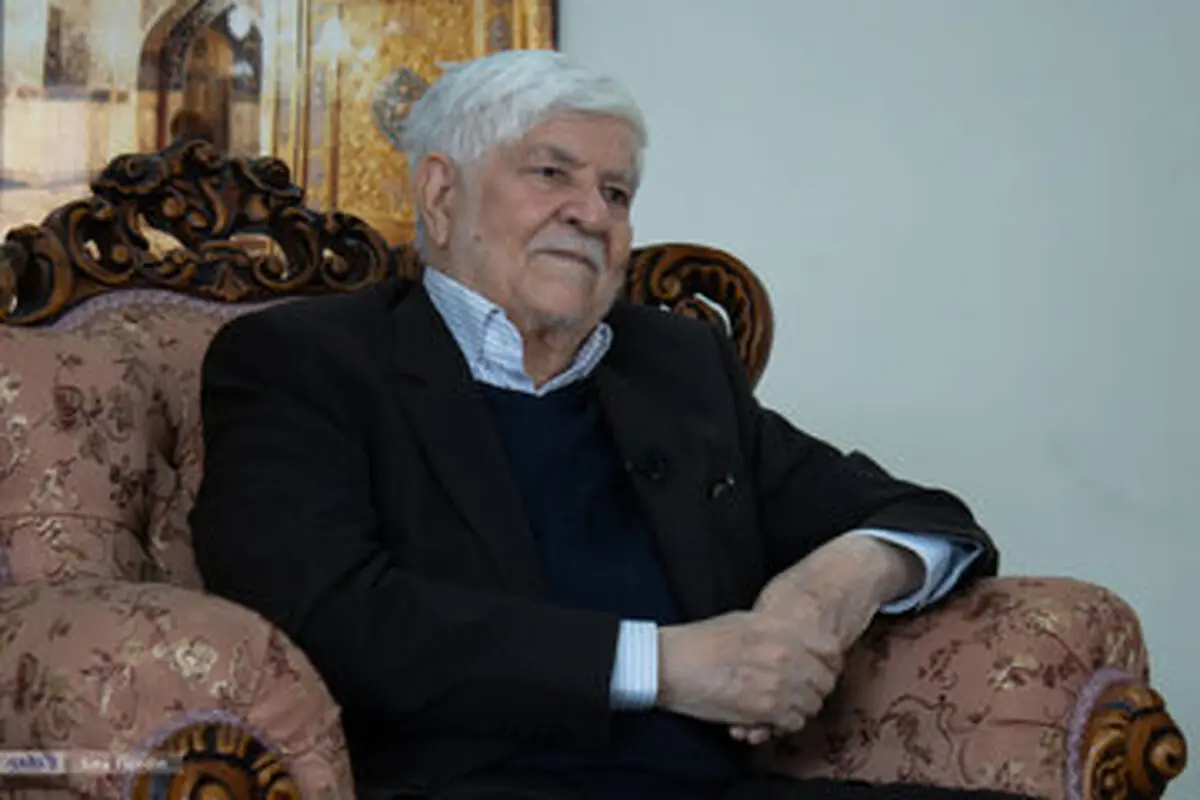 ما با کسی جنگ نداریم 