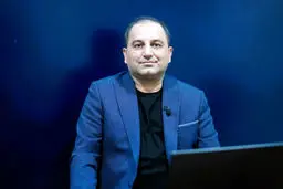 علوی: در بازی مصر بازوبند مشکی می بندیم