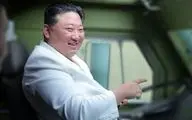 تمیز کردن صندلی رهبر کره شمالی قبل از دیدار با پوتین/ ویدئو

