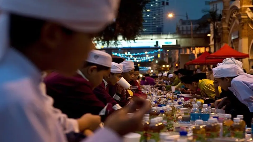 افطار به خیابان عبدالرحمان بیا!