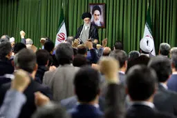 دیدار نمایندگان با مقام معظم رهبری 