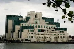  مقر مرموز MI6 چگونه ساخته شد؟/ ویدئو

