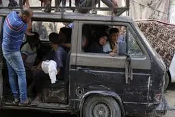 جنگ و دیپلماسی