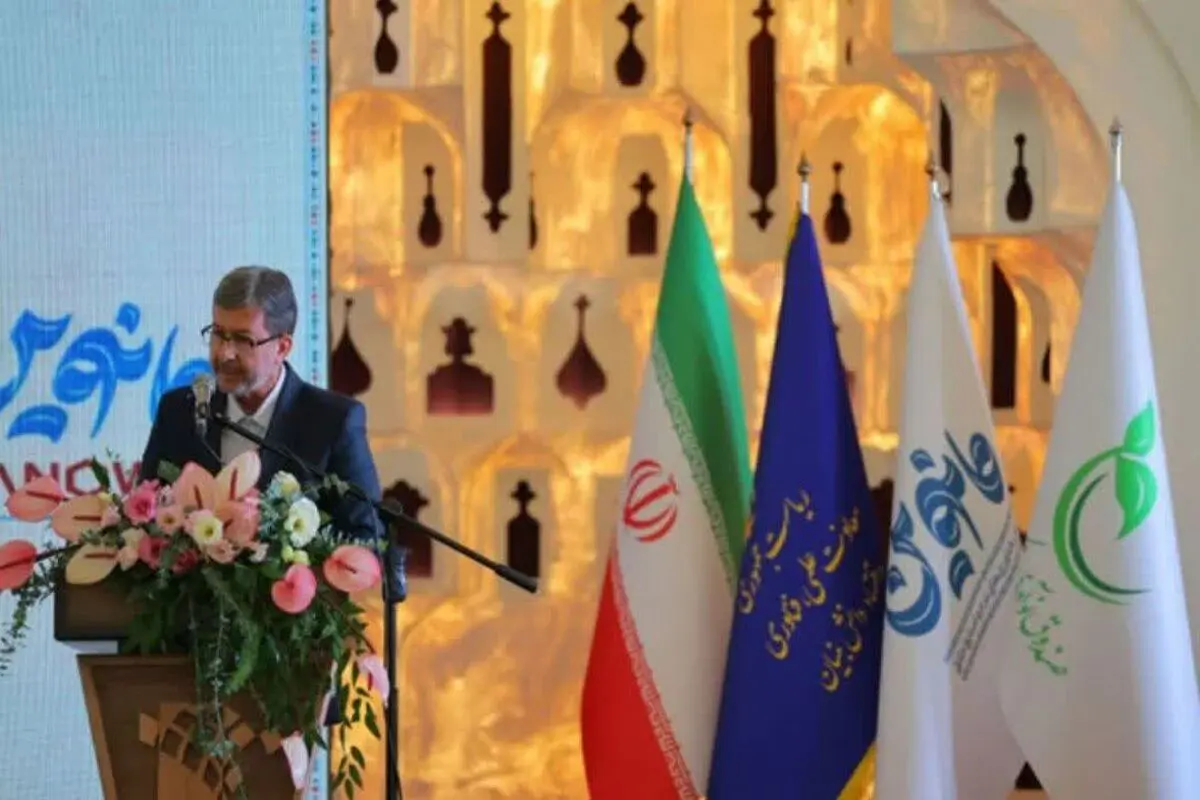 استاندار اصفهان: صنایع خلاق باید به بازار و اشتغال پیوند بخورند