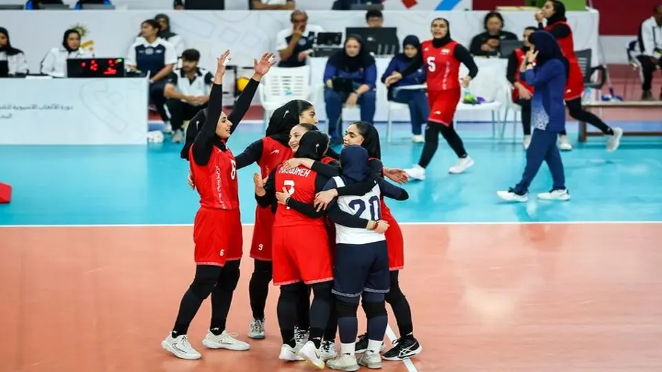 پیروزی قاطع دختران والیبال برابر هنگکنگ