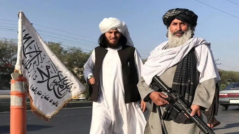 روزنامه دولت: طالبان برای ما فرصت است؛ نباید با آنها بجنگیم، باید آنها را در برابر اسرائیل قرار دهیم