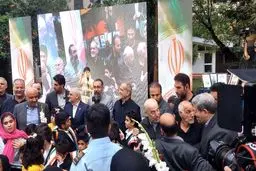 پزشکیان به شیرخوارگاه آمنه رفت