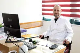 بیمارستان محک سومین مرکز پس از دانشگاه تهران و دانشگاه شهید بهشتی است که پیوند نیمه‌سازگار انجام می‌دهد


