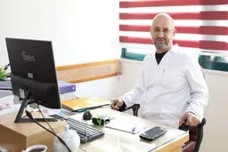 بیمارستان محک سومین مرکز پس از دانشگاه تهران و دانشگاه شهید بهشتی است که پیوند نیمه‌سازگار انجام می‌دهد


