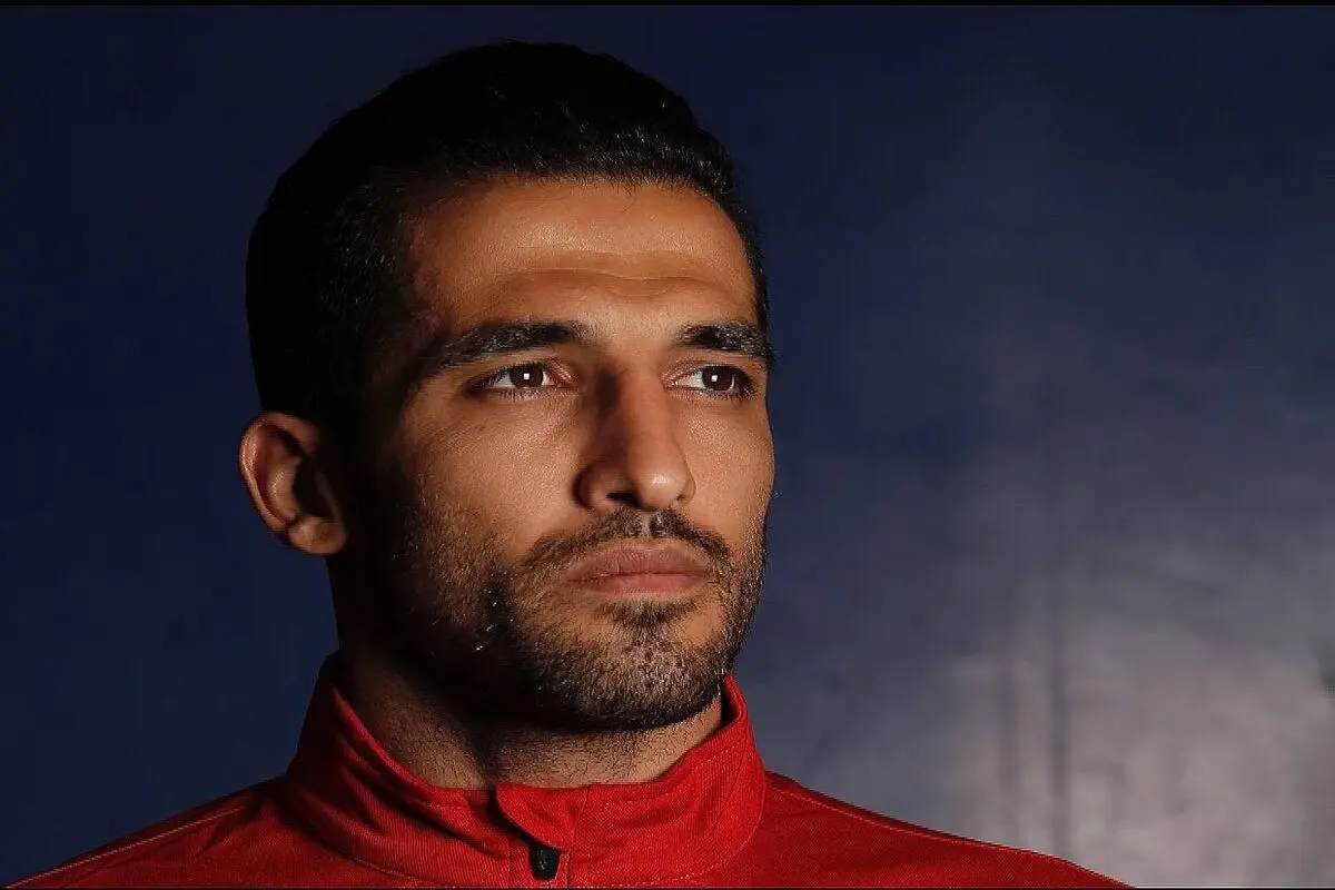 وحید امیری مصدوم شد