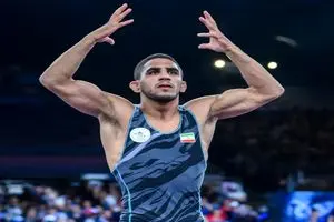 رحمان عموزاد فینالیست کشتی جهان شد + ویدئو