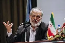 هر کره‌ای معادل ۲۴ ایرانی کار می‌کند، بسیار هم کم توقع هستند/ وضع زندگی را با پاکستان و بنگلادش مقایسه کنید نه ژاپن و آلمان


