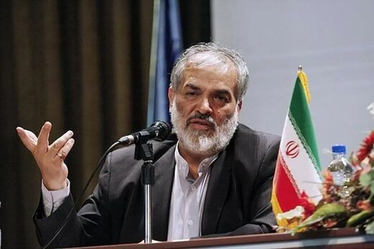 هر کره‌ای معادل ۲۴ ایرانی کار می‌کند، بسیار هم کم توقع هستند/ وضع زندگی را با پاکستان و بنگلادش مقایسه کنید نه ژاپن و آلمان


