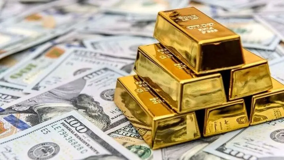 کاهش قیمت طلا و سکه و افزایش قیمت دلار در بازار + جدول