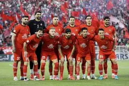 تبریک یک استقلالی به بیرانوند بابت قهرمانی بین دو نیمه بازی
