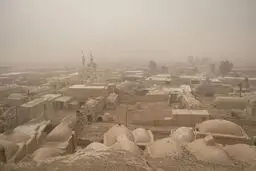 طوفان ۱۰۴ کیلومتری در زابل؛ نفس شهر بند آمد