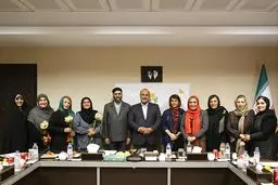 دیدار مدیر عامل صندوق اعتباری هنر با جمعی از بانوان هنرمند به مناسبت فرخنده میلاد حضرت زهرا(س) و روز زن