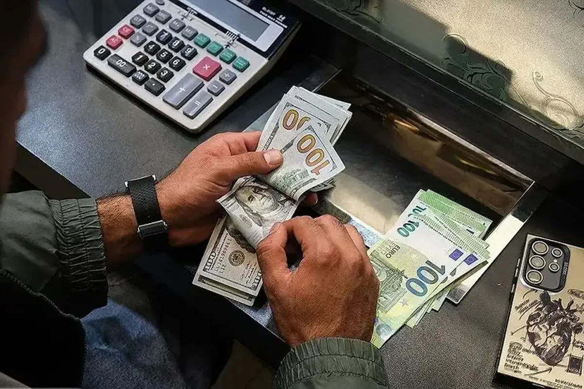 پیش بینی قیمت دلار فردا پنجشنبه ۷ آبان ۱۴۰۵/ احتمال حرکت قیمت ها به سمت ۲۷۱ تا ۲۷۳ هزار تومان